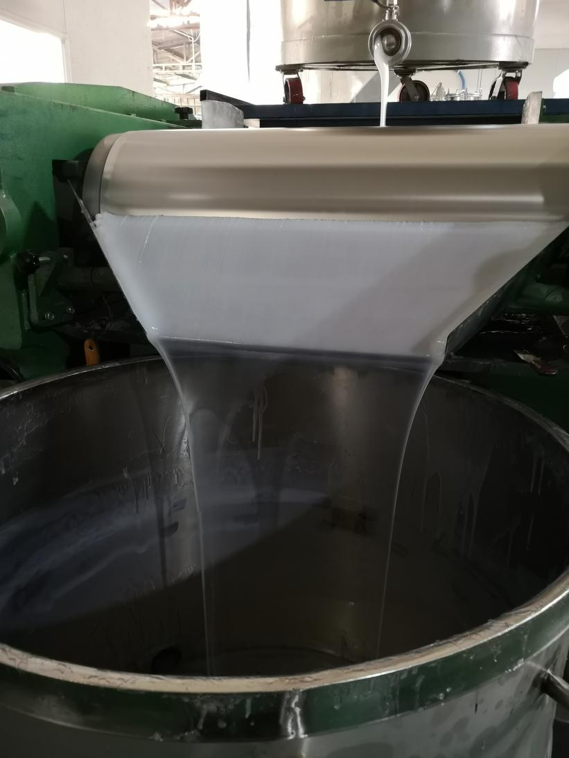 影響模具硅膠粘性因素有哪些？