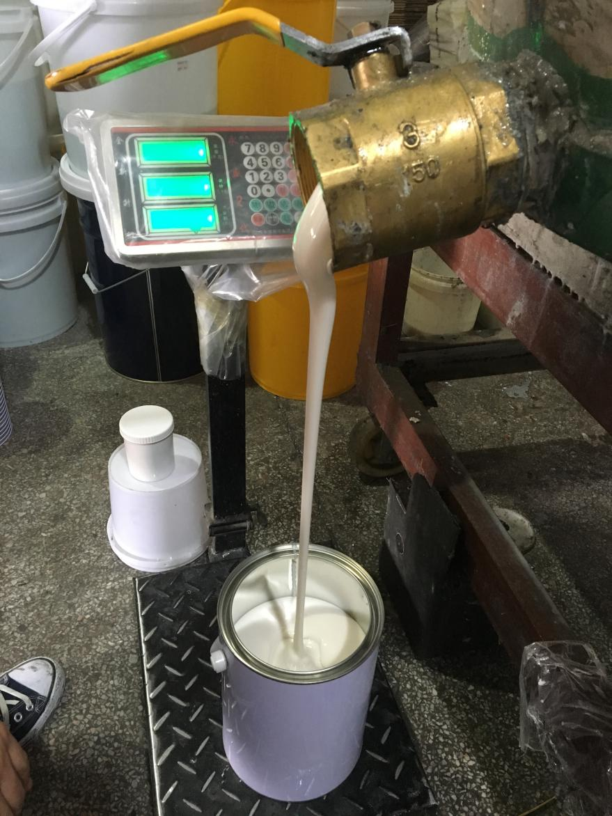 液態(tài)硅膠產(chǎn)品出現(xiàn)流紋路的原因是什么？